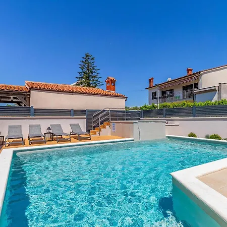 Awesome In With Wifi Holiday home Medulin